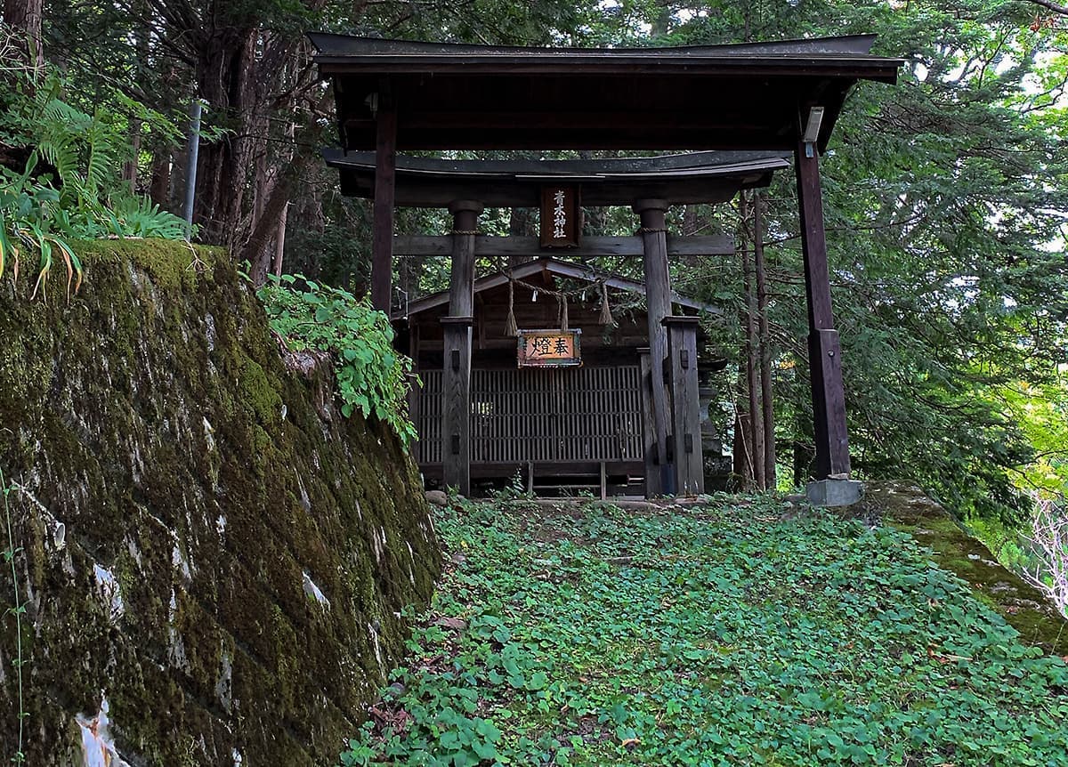 奈川入山地区・青木神社