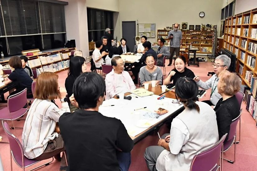ぐるぐるカフェの開催風景
